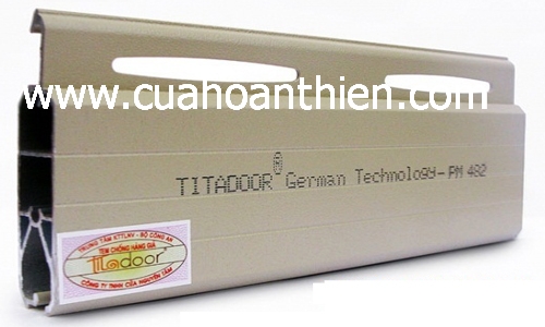 Cửa cuốn công nghệ đức Titadoor PM 482